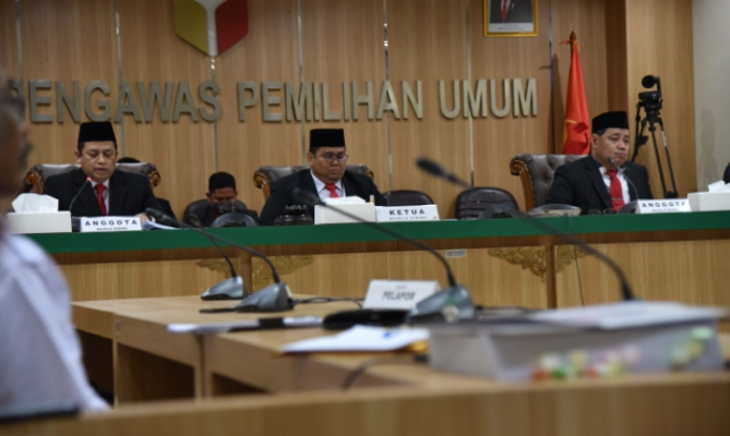 Bawaslu Tolak Laporan Partai IBU dan Pelita dalam Sidang Administrasi Pemilu