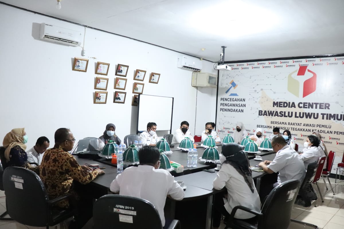 Bawaslu Luwu Timur Perkuat Kapasitas SDM Sekretariat