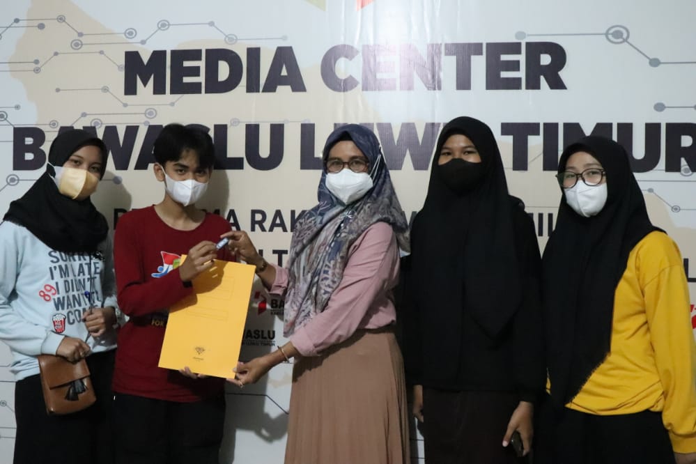 Bawaslu Luwu Timur Terima Penyerahan Video Lomba