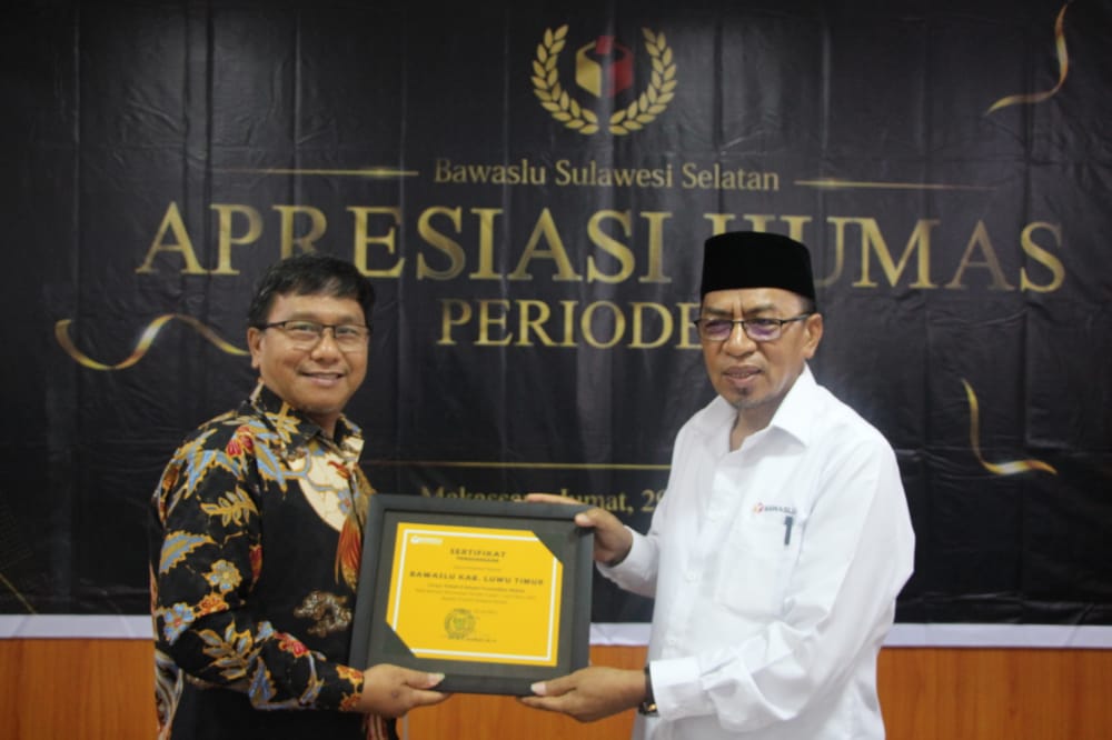 Bawaslu Luwu Timur Kembali Sabet Penghargaan Kehumasan dari Bawaslu Sulsel