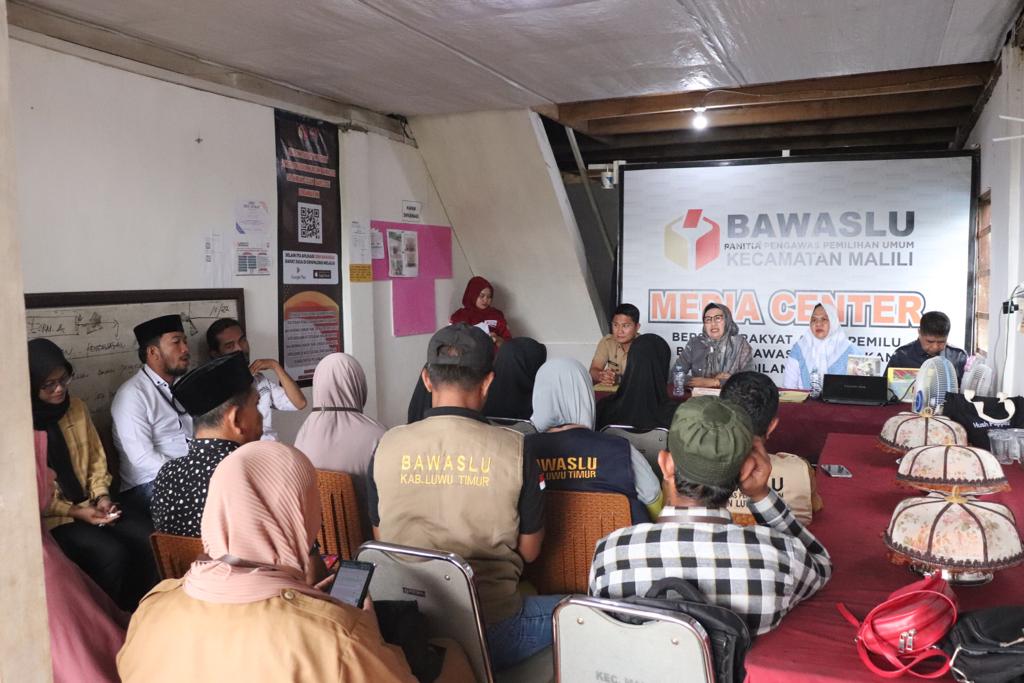 Sukmawati Suaib Minta Panwaslu Kecamatan dan Kelurahan Desa Mencermati Hasil Daftar Pemilih Sementara (DPS)