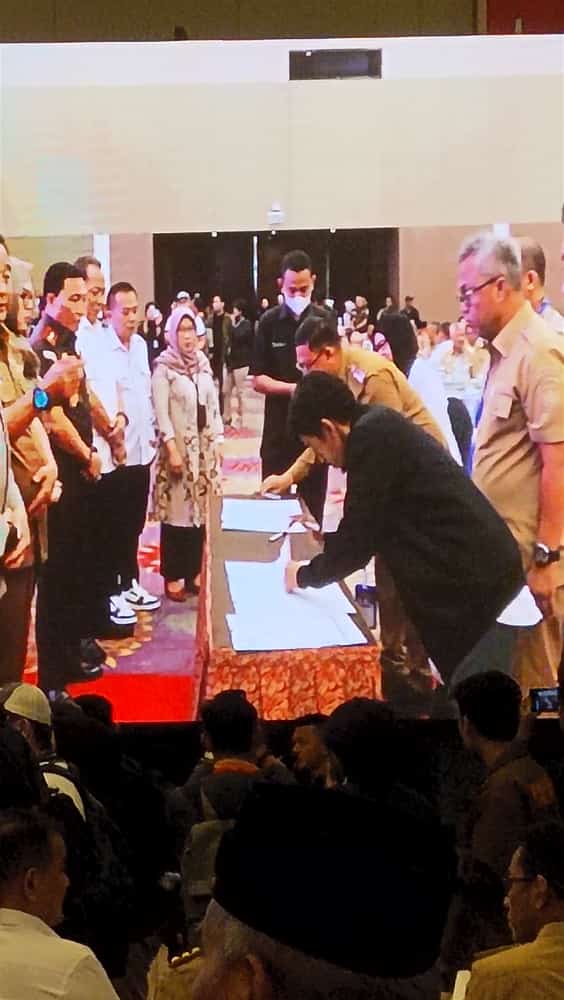 Bawaslu Luwu Timur Tandatangani NPHD Pilkada 2024