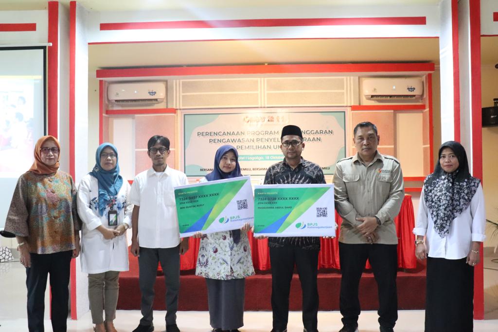 Lindungi Pengawas Pemilu Ad Hoc, Bawaslu Luwu Timur Teken MoU Dengan BPJS Ketenagakerjaan