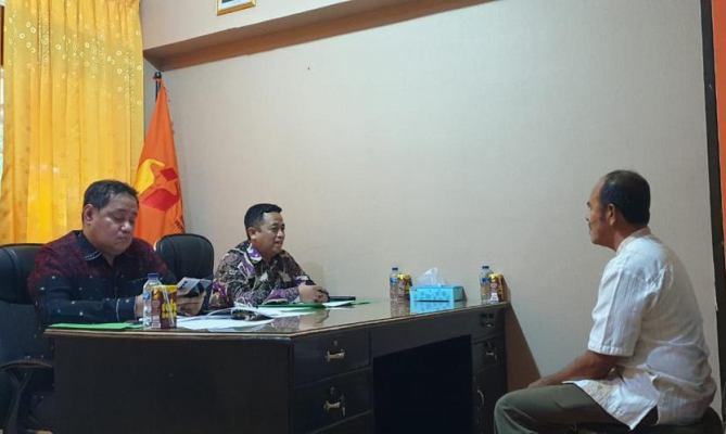Dua Anggota Bawaslu Lakukan Verifikasi Kelayakan Tiga Calon PAW Anggota Bawaslu Sabu Raijua