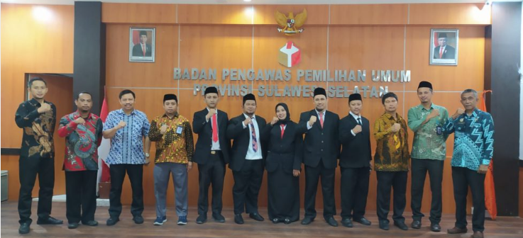 Lantik 5 Pejabat Pengawas di Sulsel, Sekjen Bawaslu Harap Semua Siap Kawal Tahapan Pemilu