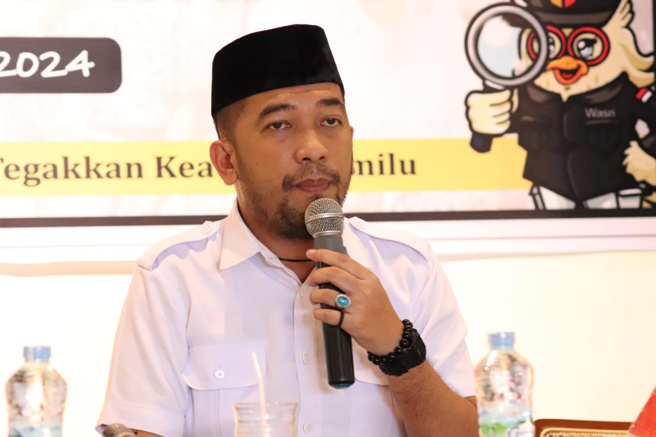 Koordinator Divisi Hukum, Pencegahan, Parmas dan Humas Bawaslu Luwu Timur Sulkifli