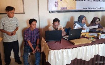 KPU Luwu Timur Menyampaikan Laporan Sumbangan Dana Kampanye (LPSDK)