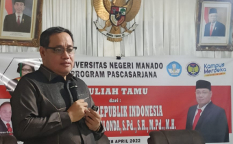 Isi Kuliah Umum di Unima, Herwyn Ajak Mahasiswa Beri Kritikan Konstruktif kepada Bawaslu