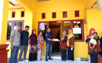 Kunjungi Sekolah, Panwascam Kalaena Sosialisasi Netralitas ASN